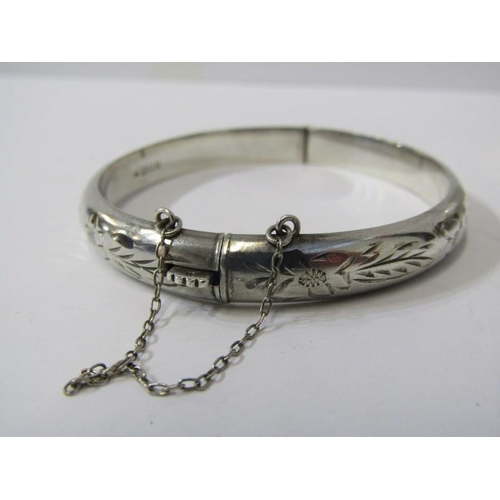 507 - 2 VINTAGE SILVER HINGED BANGLES