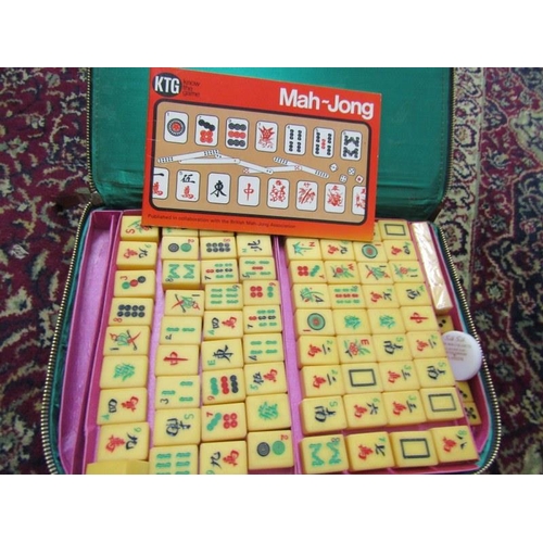 813 - MAHJONG SET, together with roulette wheel and mat