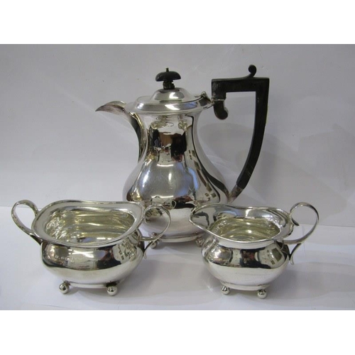 15 - SILVER 3 PIECE COFFEE SERVICE, of Georgian style with ebonised handle and finial, Birmingham 1929, 9... 