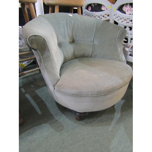 453 - VICTORIAN BUTTON BACK TUB ARMCHAIR