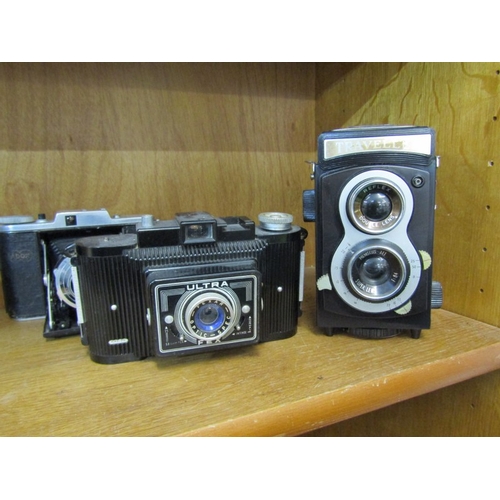 100 - VINTAGE CAMERAS, 16 assorted vintage cameras including Zenit XP, Korolls CMF camera, Zeiss Ikon Ikon... 