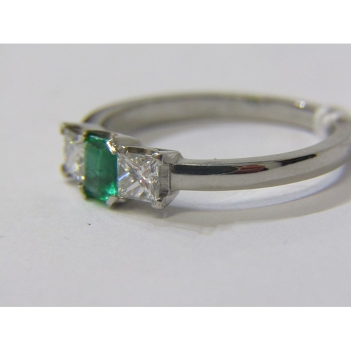 221 - IMPRESSIVE 3 STONE EMERALD & DIAMOND RING, a central emerald 0.6ct, surrounded by 2 well matched dia... 