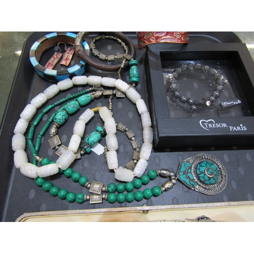 255 - OMAR DELUX PEARLS, faux pearls in fitted case, together with Indian beaded neckalces, bangles, etc, ... 