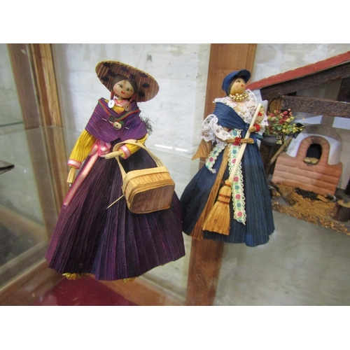 293 - MODEL ECUADORIAN KITCHEN together with collection of 5 novelty Ecuadorian costume figures