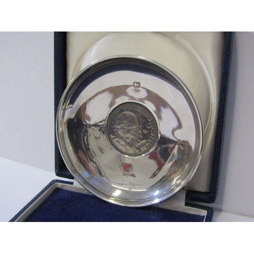 430 - SILVER PRESENTATION DISH, Churchill crown set in a silver dish in presentation case, 77 grams