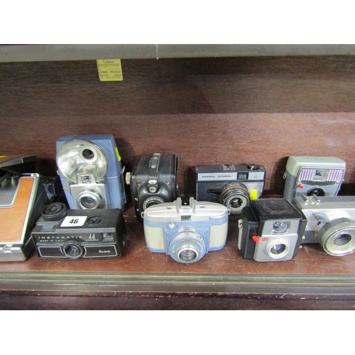 46 - VINTAGE CAMERAS, Ziess Ikon Ikomatic A and Ikomatic CF, a Kodak flash mite 20, Brownie flash 20, tog... 