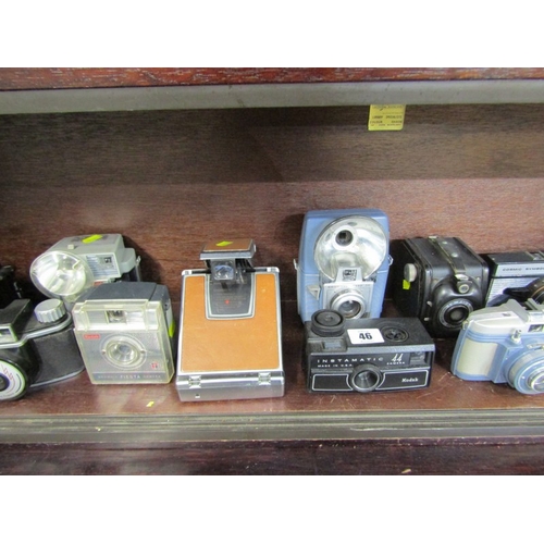 46 - VINTAGE CAMERAS, Ziess Ikon Ikomatic A and Ikomatic CF, a Kodak flash mite 20, Brownie flash 20, tog... 