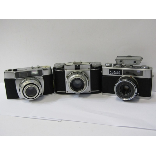 60 - VINTAGE CAMERAS, 12 vintage cameras including a Braun Paxina 29, a Konica Medis, Halina Super 35X, B... 