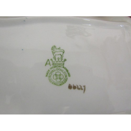 64 - ROYAL DOULTON, 4 pieces of Royal Doulton, including fruit bowl and 3 pin trays, pattern no 6227