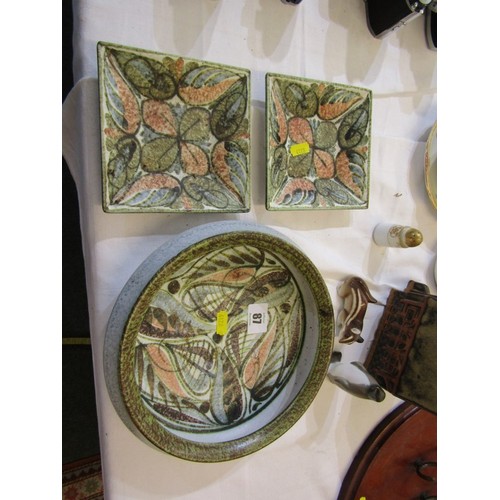 87 - BOURNE DENBY, 3 pieces of Glyn College pattern tableware, also various other pottery and porcelain i... 