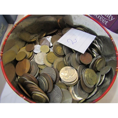 107 - TARTAN TIN OF MAINLY 20TH CENTURY GB & WORLD COINS together with a collection of silver six pences r... 