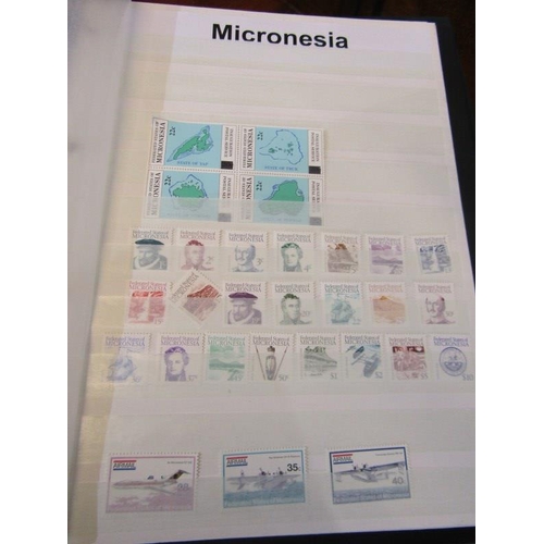 154 - MICRONESIA & MOLDOVA in album