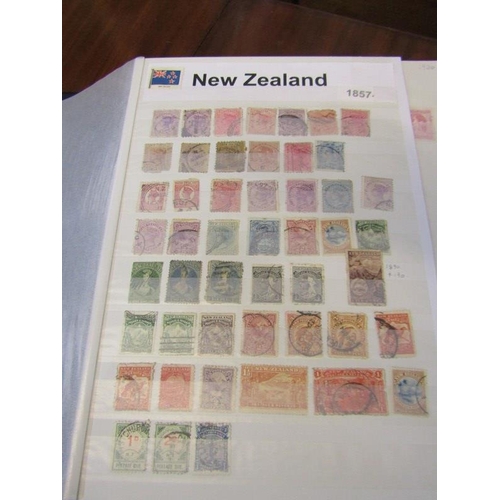 162 - EXTENSIVE COLLECTION NEW ZEALAND in 2 albums