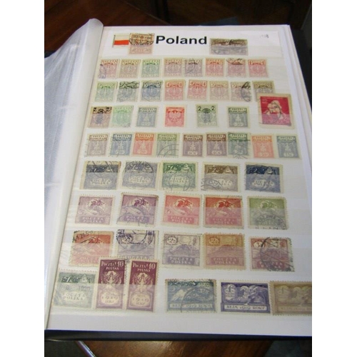 175 - LARGE COLLECTION POLAND, in 3 albums