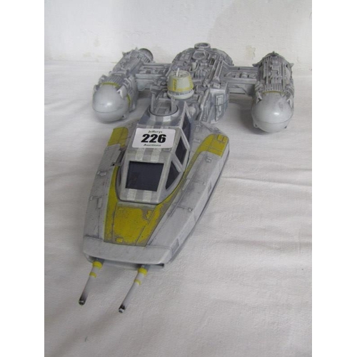 226 - STAR WARS, Star Fighter model by Lucas Films, 2 Star Wars pursuit vehicles by Hasbro and 1 other