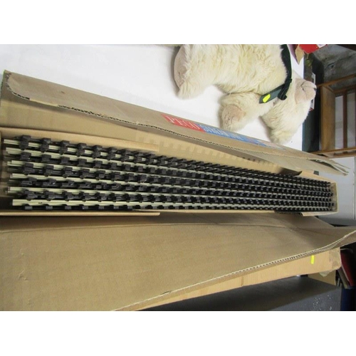 250K - GAUGE 1 RAILWAY TRACK, 2 boxes of gauge 1 (1:32 scale) railway track