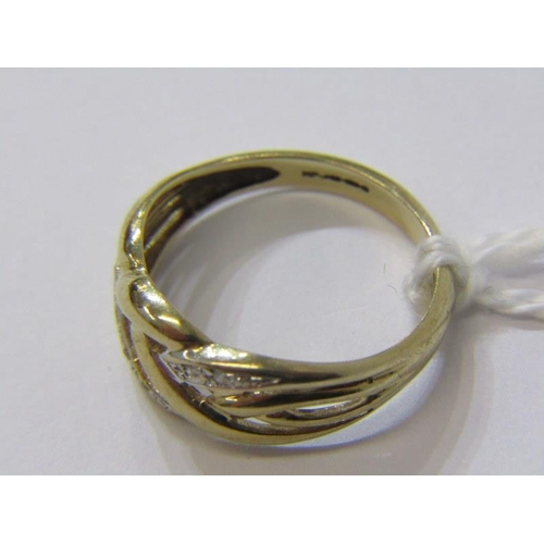 312 - GOLD ROPE DESIGN RING, 9ct yellow gold rope design ring, decorated with diamonds, size Q