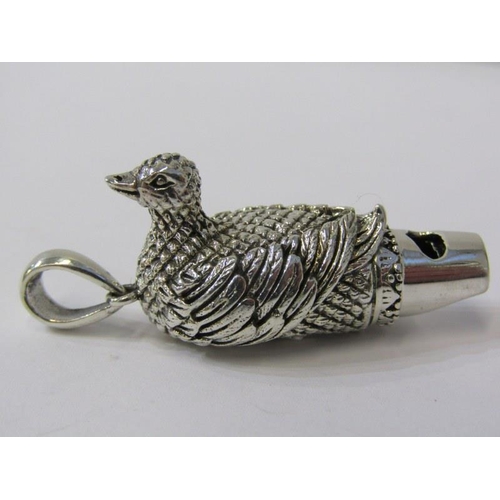 394A - NOVELTY SILVER WHISTLE, 925 silver whistle in the form of a duck