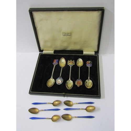 41 - SOUVENIR & ENAMELLED TEA SPOONS, 5 silver and enamel souvenir spoons, Gloucester, Hastings, Bude, et... 