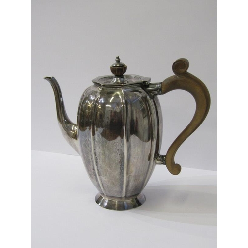 7 - SILVER COFFEE POT, George Tarrett silver coffee pot, with wood handle and finial, Sheffield 1962 HM,... 