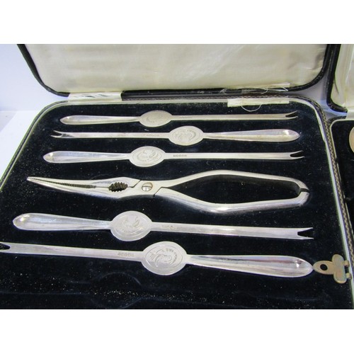 69 - SILVER & PLATED CUTLERY, a set of 6 1930's design silver teaspoons, Birmingham HM, 56grms, also a se... 