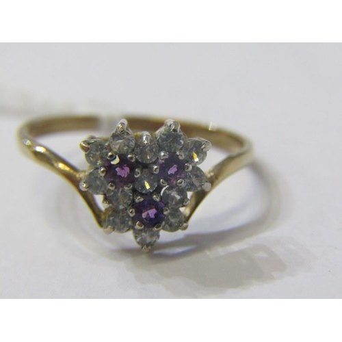 163 - 9ct GOLD CLUSTER RING, 9ct yellow gold ring set a cluster of pink and clear stones, size O/P