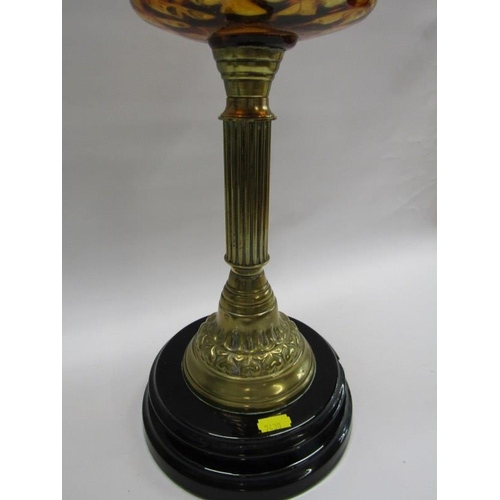 116 - EDWARDIAN OIL LAMP, brass column support oil lamp and amber glass reservoir and frosted shade