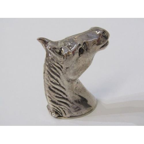 31 - SILVER NOVELTY HORSE HEAD VESTA CASE