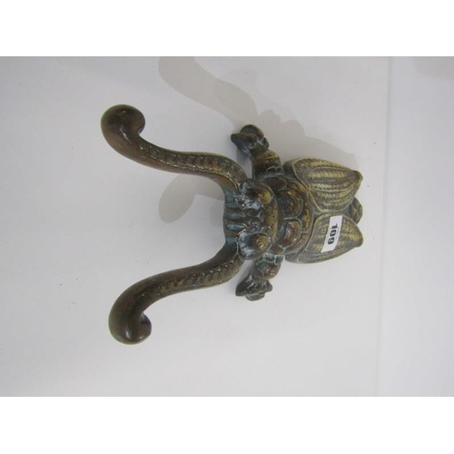 109 - VINTAGE BRASSWARE, a beetle shaped boot jack