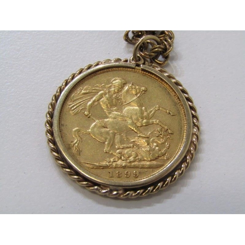 129 - GOLD SOVEREIGN PENDANT, on curb link chain, 1899 Victoria gold sovereign in mount on 17