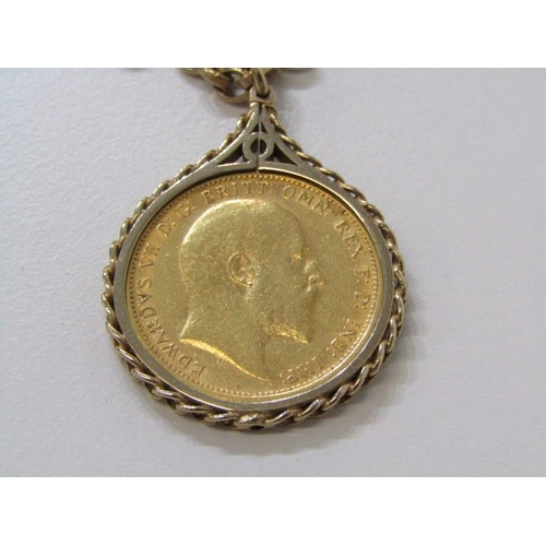 130 - MOUNTED SOVEREIGN PENDANT, on belcher chain, 1904 Edward VII, gold sovereign in loose mount on 20