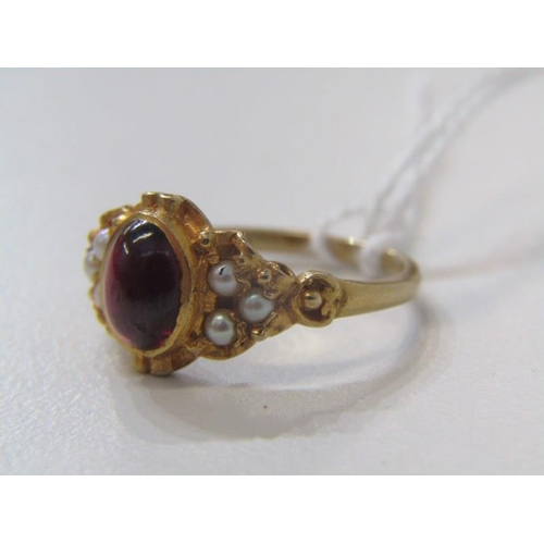 146 - ANTIQUE CABOCHON RING, a 9ct yellow gold ring, set a cabochon stone, possibly garnet, set with 3 see... 