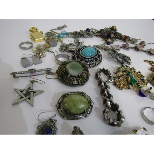 384 - COSTUME JEWELLERY, collection of stone set bar brooches, necklaces, pendants, etc