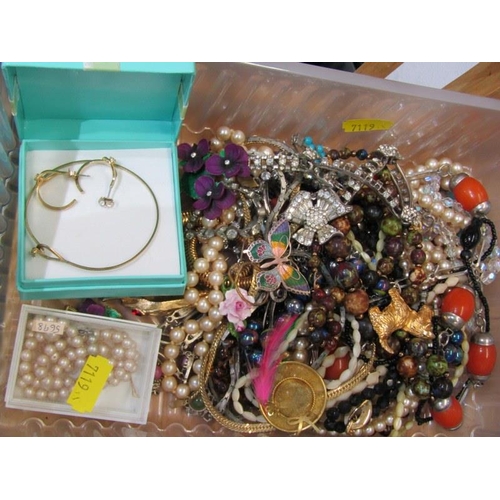 393 - COSTUME JEWELLERY, collection of beaded necklaces, faux pearls, bangle and earring set. etc