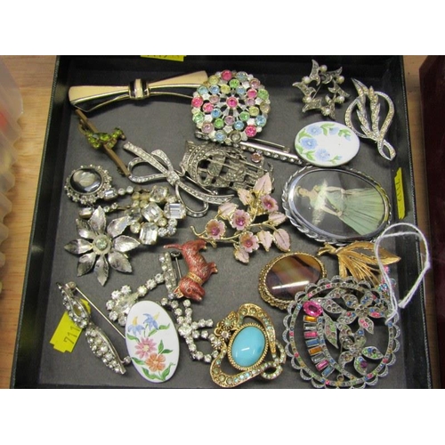 393A - COSTUME JEWELLERY, 2 boxes of assorted bar brooches, clip earrings, other earrings, etc