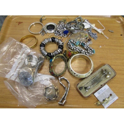 401 - BOX OF COSTUME JEWELLERY & WATCH PARTS, heavy curb link chain, bangles, vintage hat pins, plated poc... 