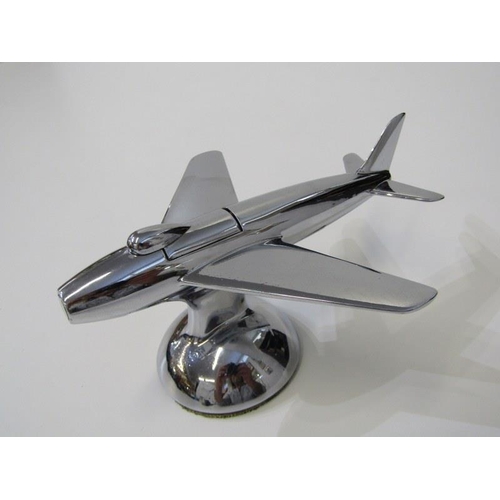 75 - ART DECO DESIGN, Dunhill fighter jet table lighter in the form of 1954 F-86 Sabre jet plane, 16cm le... 