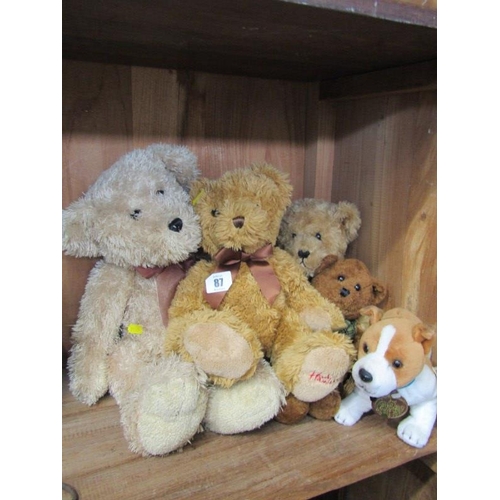 87 - TEDDY BEARS, family of 4 various teddy bears including Hamleys, together with puppy