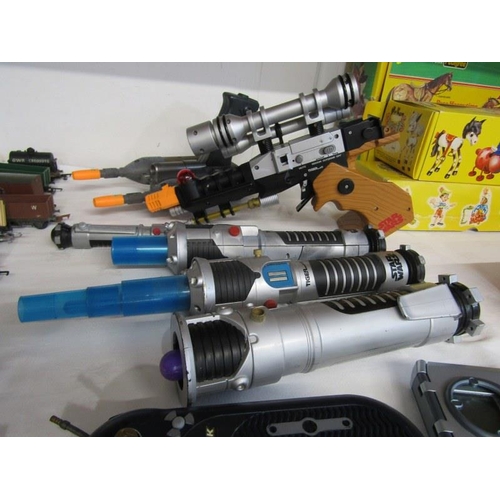 161 - STAR WARS, collection of Star Wars light sabres, Star Wars laser guns, etc