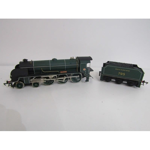 205 - HORNBY RAILWAYS, boxed 00 gauge locomotive with tender, boxed SR Battle of Britain locomotive 