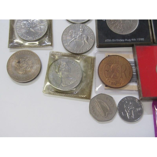 26 - Vatican Pope John Paul II 5-coin Lira set ‘Cittå del Vaticano’, 1980 Isle of Man 1 pound, modern cro... 