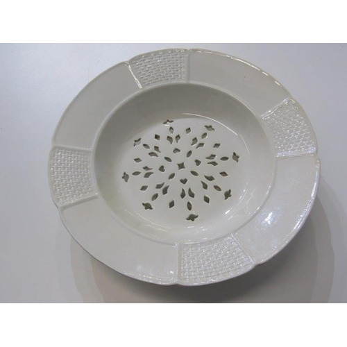 389 - VICTORIAN TONGUE DISH, set of 4 scallop dishes, Wedgwood strainer dish and 2 Victorian bread plates