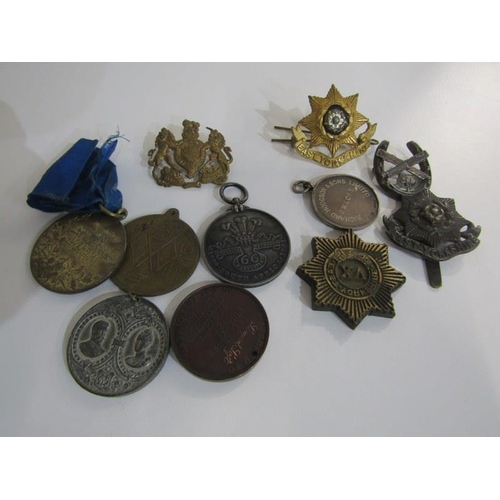 401 - WWI WAR MEDALS & MILITARY CAP BADGES, WWI pair to 251487 Pte W Hannett, Dorset Yeomanry, 14/18 War m... 