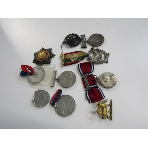 420 - MILITARIA, selection of 19th & 20th Century medals, badges, etc, including Queen South Africa medal ... 