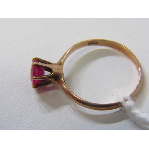 234 - RUBY SOLITAIRE RING, 9ct yellow gold ring set with a circular ruby, ring size M