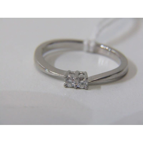 225 - PLATINUM 2 STONE RING, platinum ring set 2 round brilliant cut diamonds, size L