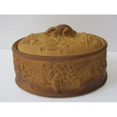 34 - 19TH CENTURY WEDGWOOD, game ware oval game casserole (some defects)