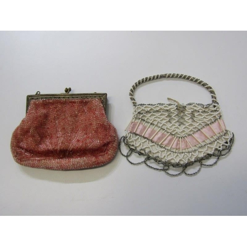 24 - VINTAGE FASHION, collection of 5 vintage purses and handbags