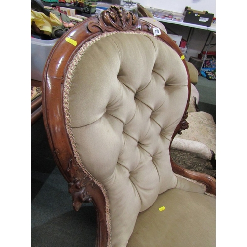 770 - VICTORIAN CARVED WALNUT spoon back nursing chair