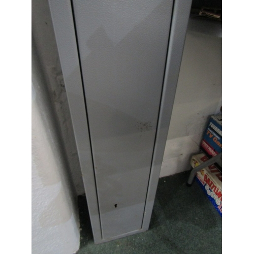 774 - METAL GUN CABINET WITH KEYS